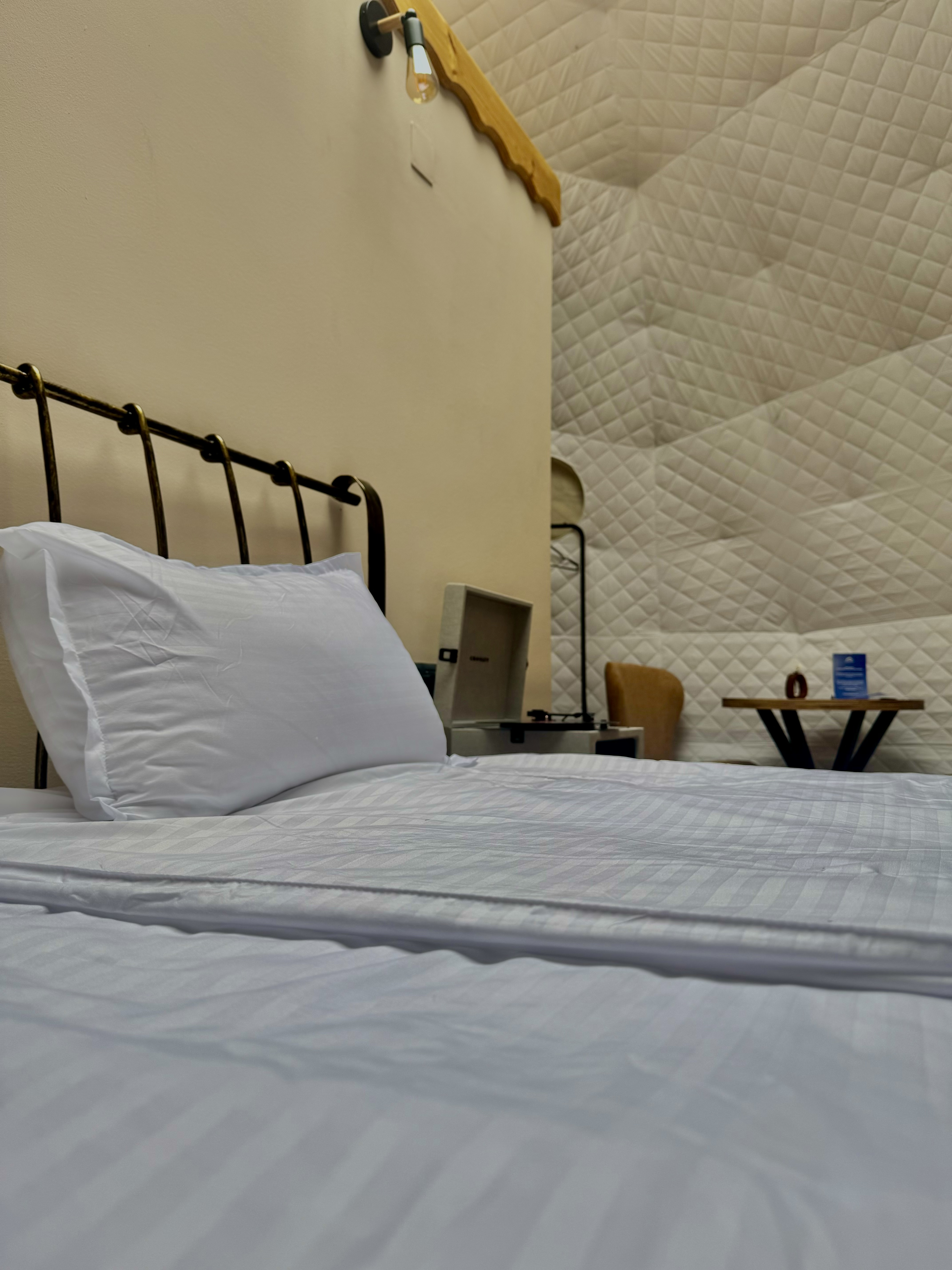 Glamping #3 (Saturn)